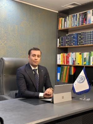 پویا فهیم وکیل پایه یک دادگستری اراک