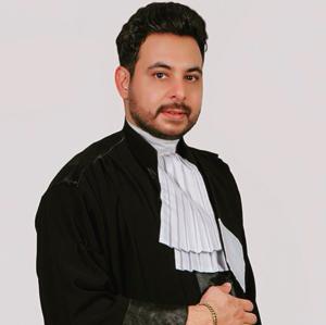 هومن حاجی اسمعیل زنجانی وکیل پایه یک دادگستری تهران