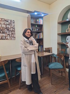 دکتر ساره قاسمی وکیل پایه یک دادگستری شیراز