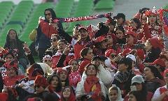 دلیل بازداشت ۲ تماشاگر زن مسابقه پرسپولیس و تراکتور چه بود؟ دلیل بازداشت ۲ تماشاگر زن مسابقه پرسپولیس و تراکتور چه بود؟