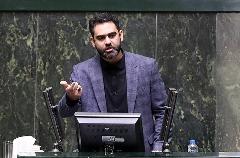 ثابتی: آقای روحانی! تو چرا دردت آمده که جلوی فساد بانک آینده ایستاد ه ایم؟ / امیدواری ثابتی: آقای روحانی! تو چرا دردت آمده که جلوی فساد بانک آینده ایستاد ه ایم؟ / امیدواری