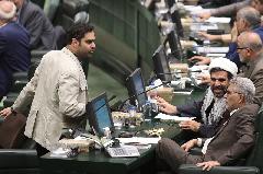 امیر حسین ثابتی؛ نماینده مردم یا بلندگوی شایعه پراکنی/ یار جلیلی در مسیر کریمی قدوسی؟ امیر حسین ثابتی؛ نماینده مردم یا بلندگوی شایعه پراکنی/ یار جلیلی در مسیر کریمی قدوسی؟