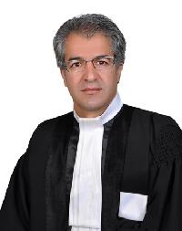 اکبر عبدالعلی بهرامی وکیل پایه یک دادگستری شهر همدان و عضو کانون وکلای همدان