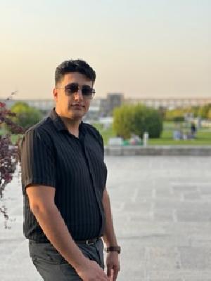 خشایار امیریان فارسانی وکیل پایه یک دادگستری شهر فارسان و عضو کانون وکلای چهارمحال و بختیاری