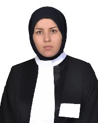 سمیه اکبر وکیل پایه یک دادگستری شهر همدان و عضو کانون وکلای همدان