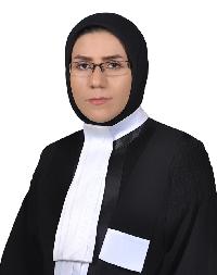 خدیجه سالک قادری وکیل پایه یک دادگستری شهر همدان و عضو کانون وکلای همدان