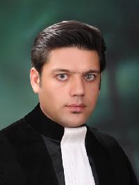 محمد حسام یزدانی وکیل پایه یک دادگستری شهر اراک و عضو کانون وکلای مرکزی (اراک)