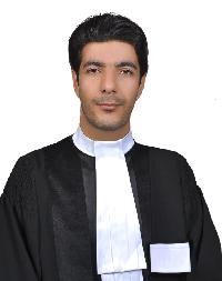 جعفر مهدوی شکیب وکیل پایه یک دادگستری شهر همدان و عضو کانون وکلای همدان