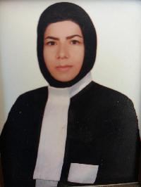 اعظم عیوضی وکیل پایه یک دادگستری شهر همدان و عضو کانون وکلای همدان