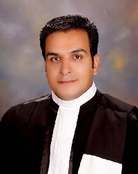 مجید نواری وکیل پایه یک دادگستری شهر همدان و عضو کانون وکلای همدان