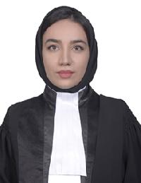 زهره حیدریان وکیل پایه یک دادگستری شهر همدان و عضو کانون وکلای همدان