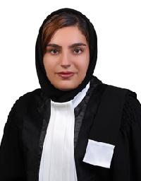 مهسا احسنی وکیل پایه یک دادگستری شهر همدان و عضو کانون وکلای همدان