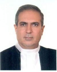 محمدرضا حسین پور وکیل پایه یک دادگستری شهر مرودشت و عضو کانون وکلای فارس وکهگیلویه وبویراحمد